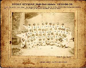 1934 06 20 SIDI BEL ABBES ECOLE SEVIGNE AV KLEBER FILLES 1934 N01 JOUR DE FETE